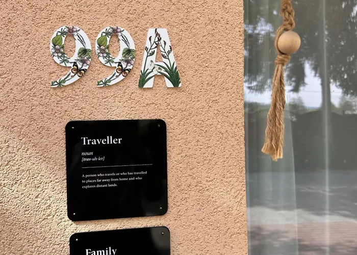 Semesterbostad Serenity Garden - Polanica-zdroj *